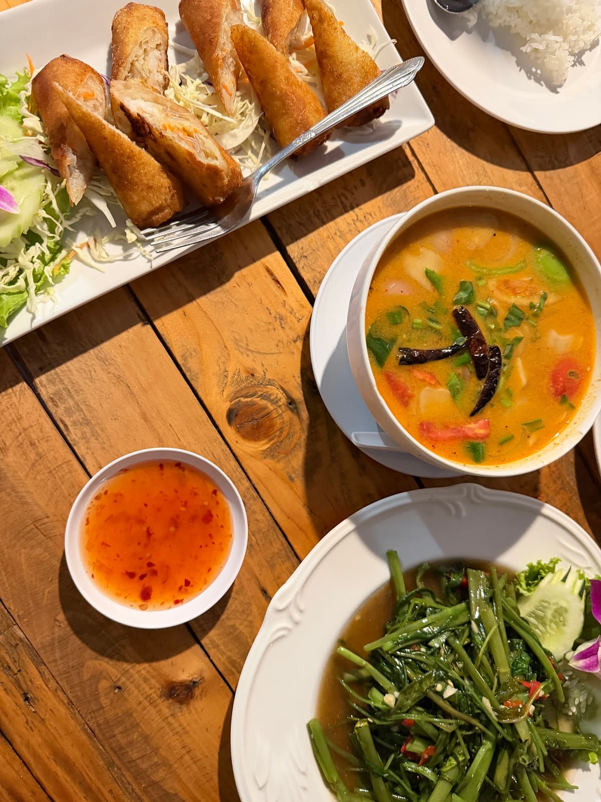ส้มตำไทยกุ้งสด